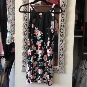 Sleeveless summer 👗